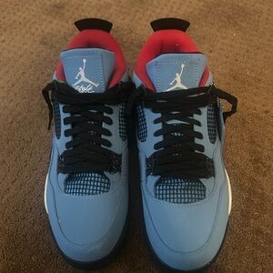 Gently Worn Size 11 Travis Scott Jordan 4